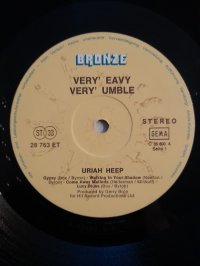 URIAH HEEP  *  autograph  KEN HENSLEY!!! * Memorabilia